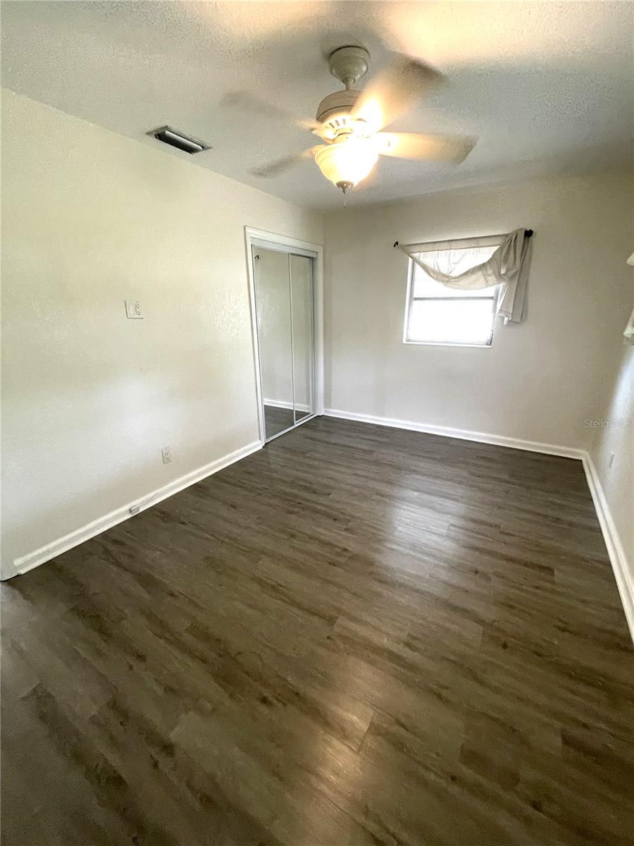 SUN RAY HOMES - Residential
