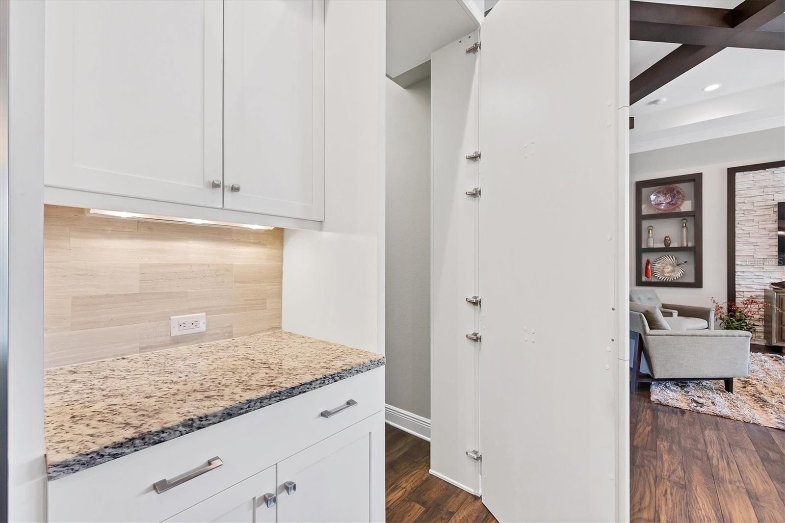 COUNTRY CLUB EAST AT LAKEWD RNCH UU2 - Residential