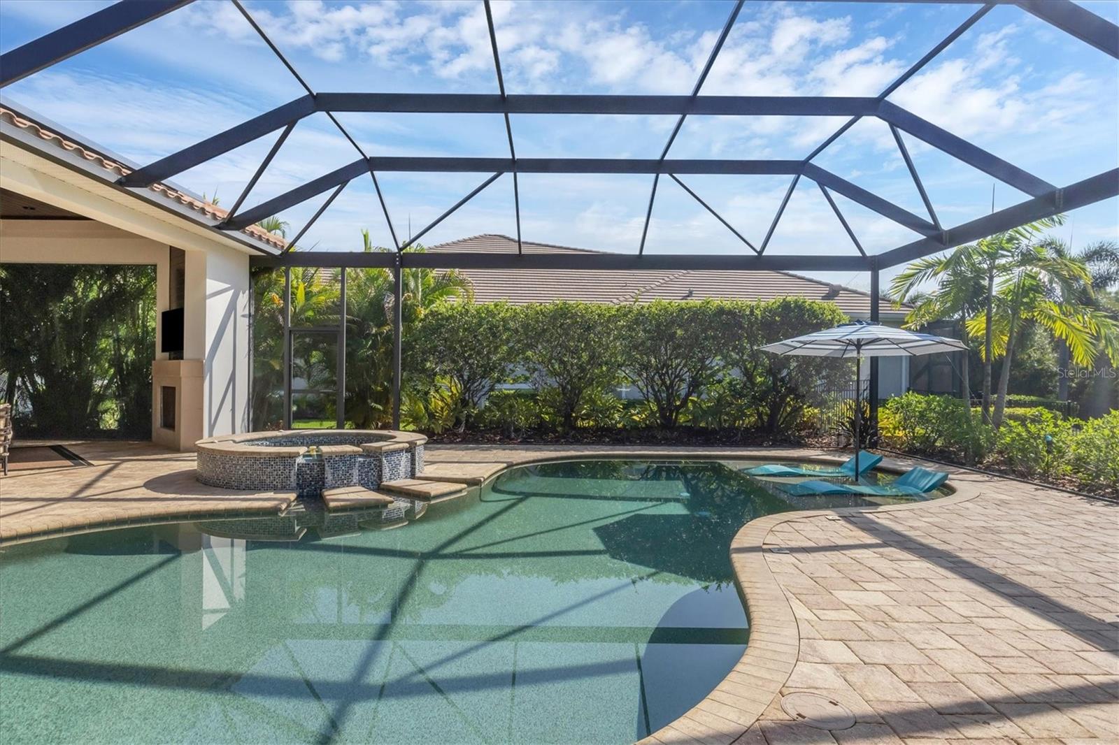 COUNTRY CLUB EAST AT LAKEWD RNCH UU2 - Residential