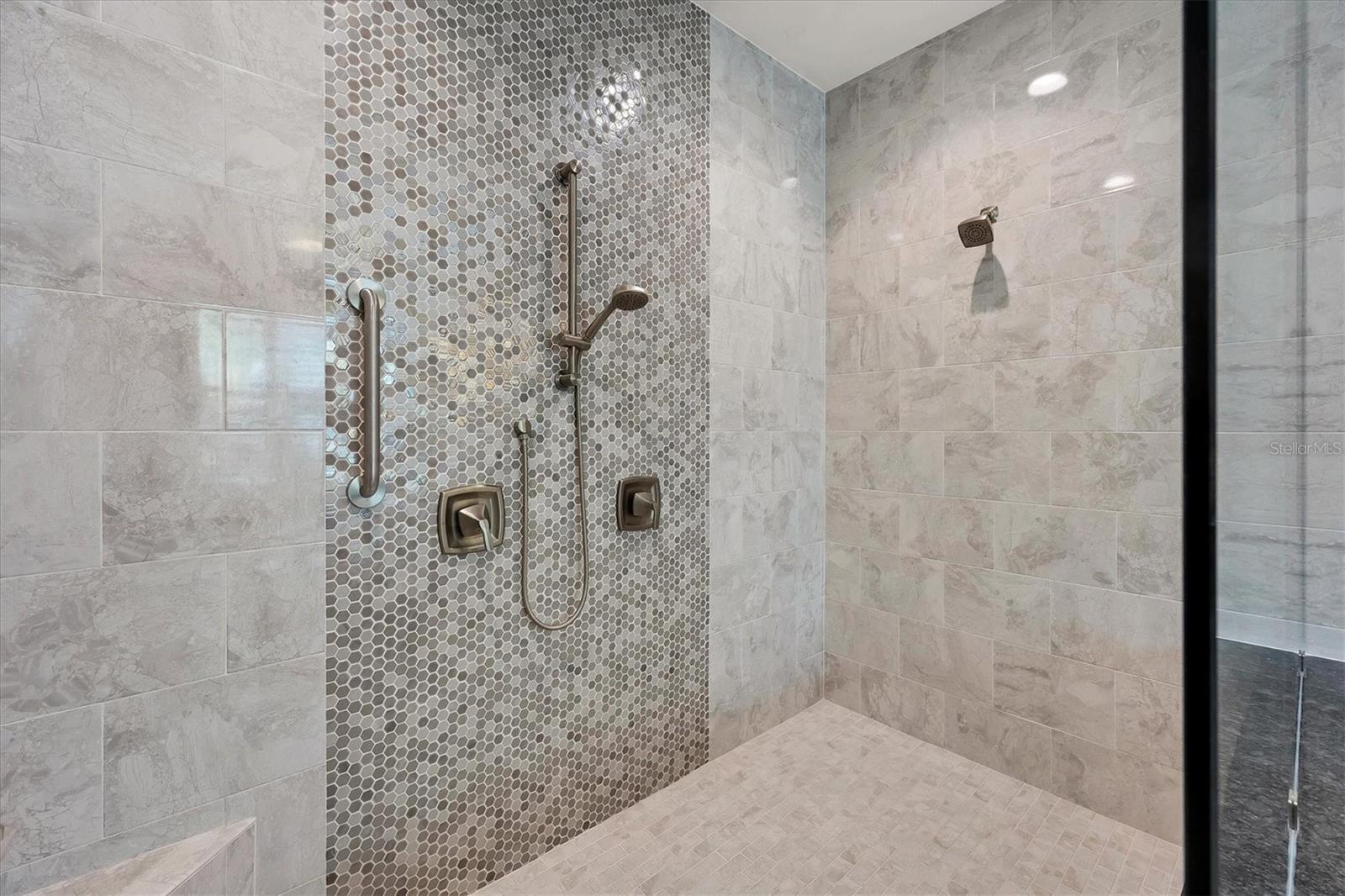 COUNTRY CLUB EAST AT LAKEWD RNCH UU2 - Residential