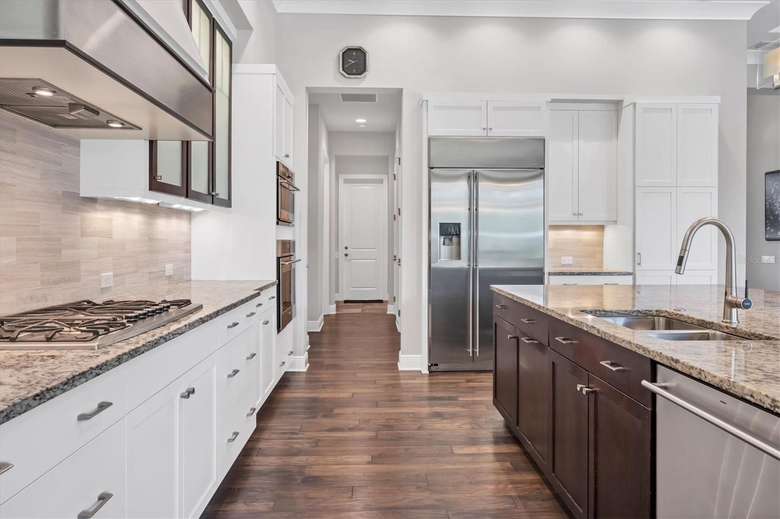 COUNTRY CLUB EAST AT LAKEWD RNCH UU2 - Residential