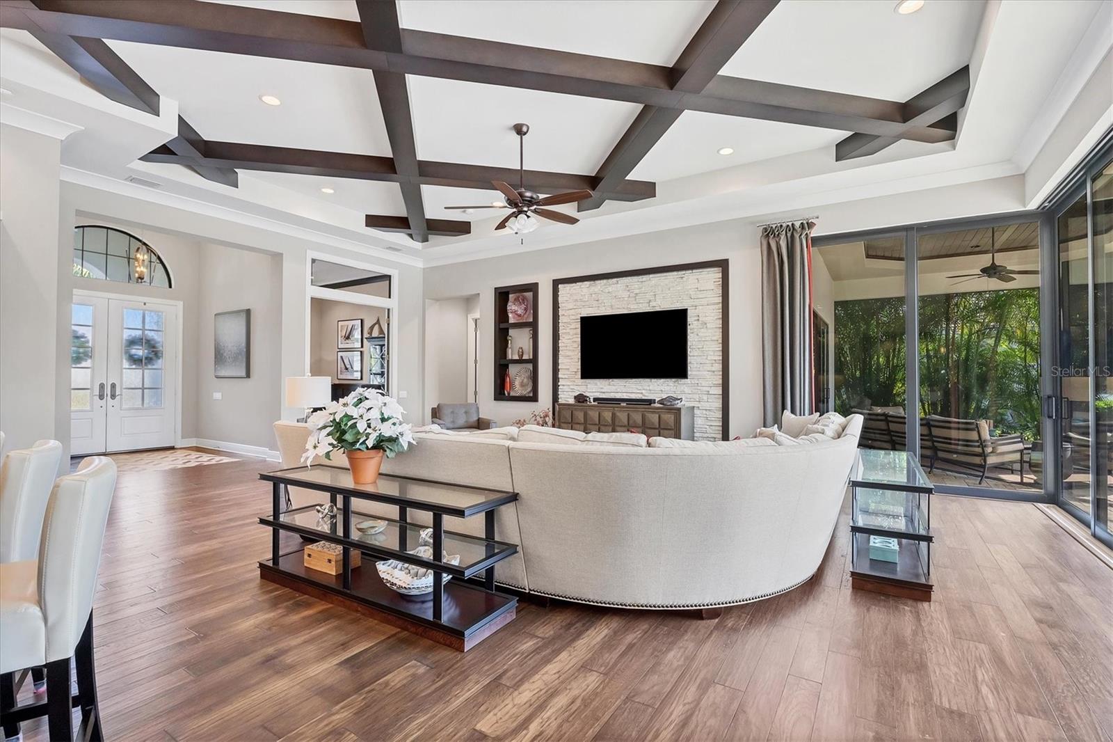 COUNTRY CLUB EAST AT LAKEWD RNCH UU2 - Residential