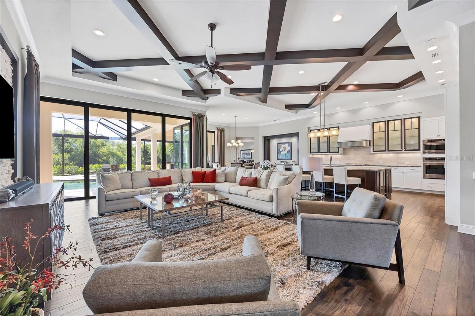 COUNTRY CLUB EAST AT LAKEWD RNCH UU2 - Residential