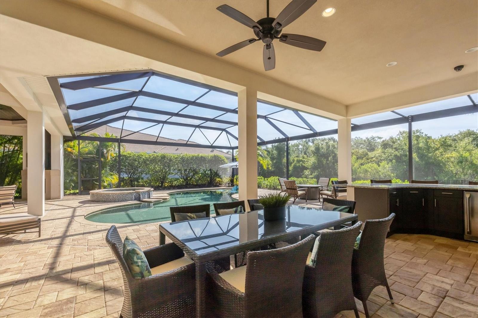 COUNTRY CLUB EAST AT LAKEWD RNCH UU2 - Residential