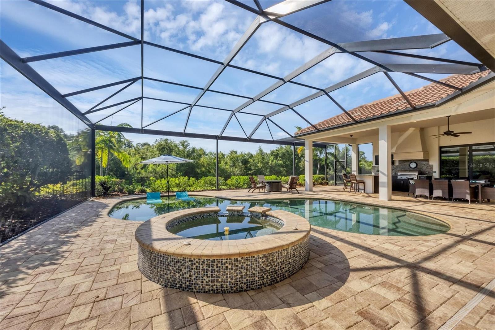 COUNTRY CLUB EAST AT LAKEWD RNCH UU2 - Residential