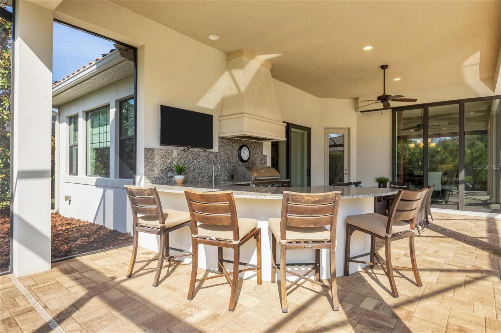 COUNTRY CLUB EAST AT LAKEWD RNCH UU2 - Residential