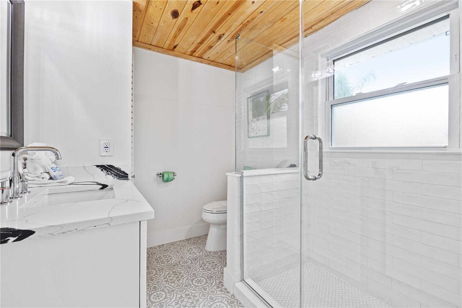 LUANA ISLES - Residential