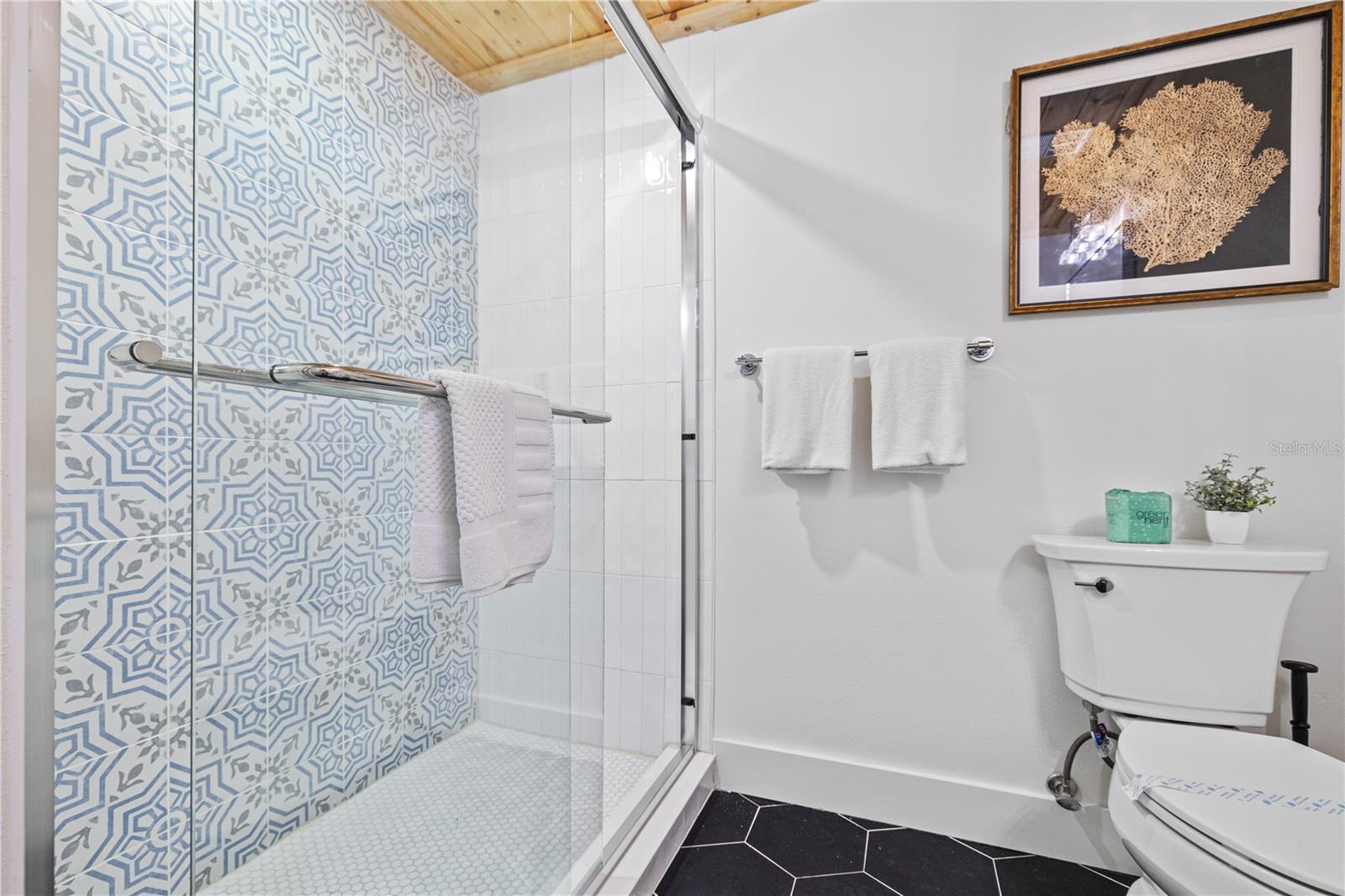 LUANA ISLES - Residential