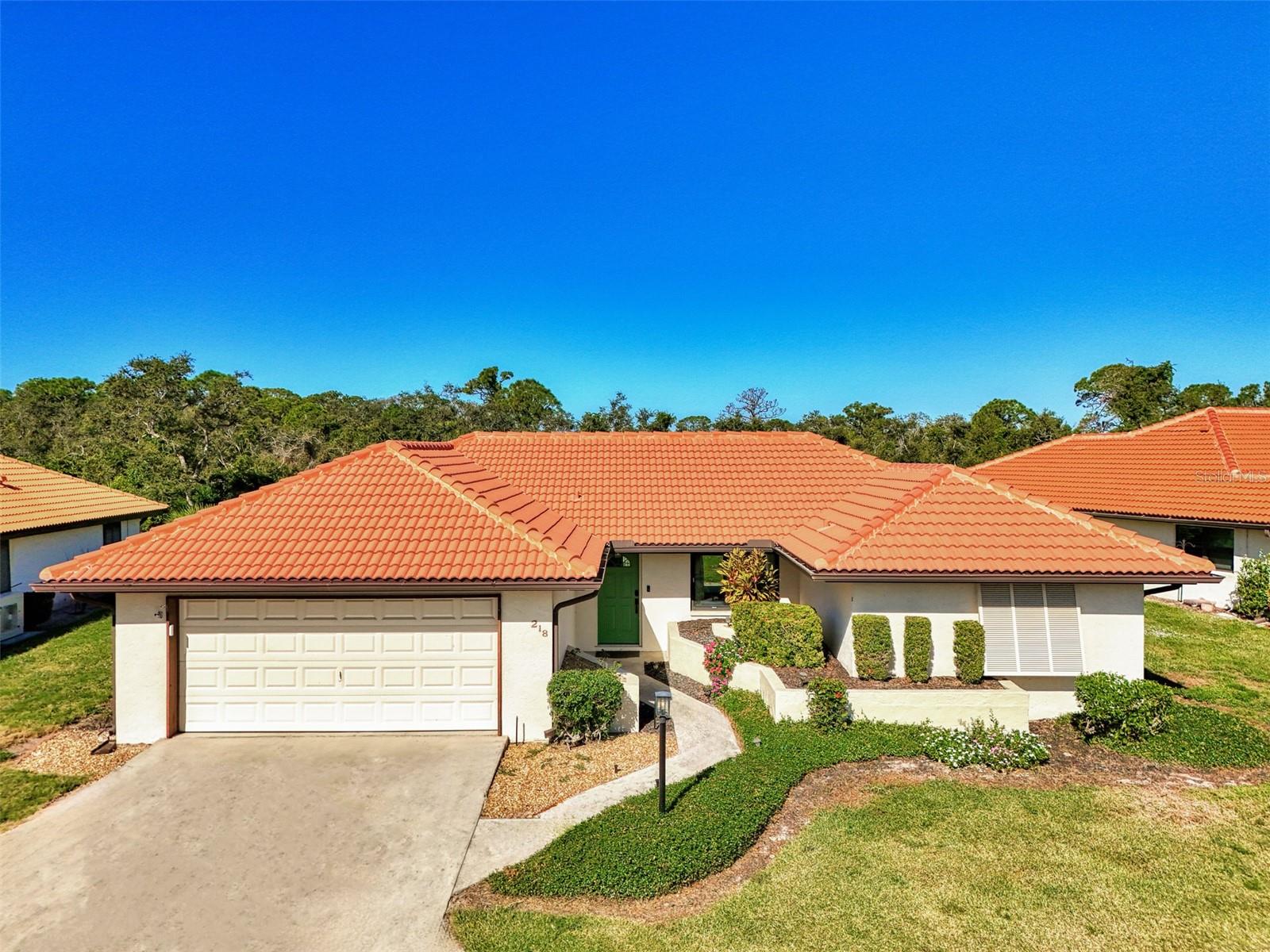 218 LAUREL HOLLOW DRIVE 10