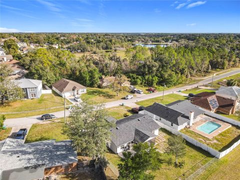 A home in DELTONA