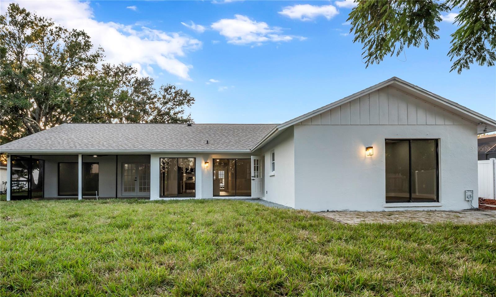 PINE MEADOW - Residential