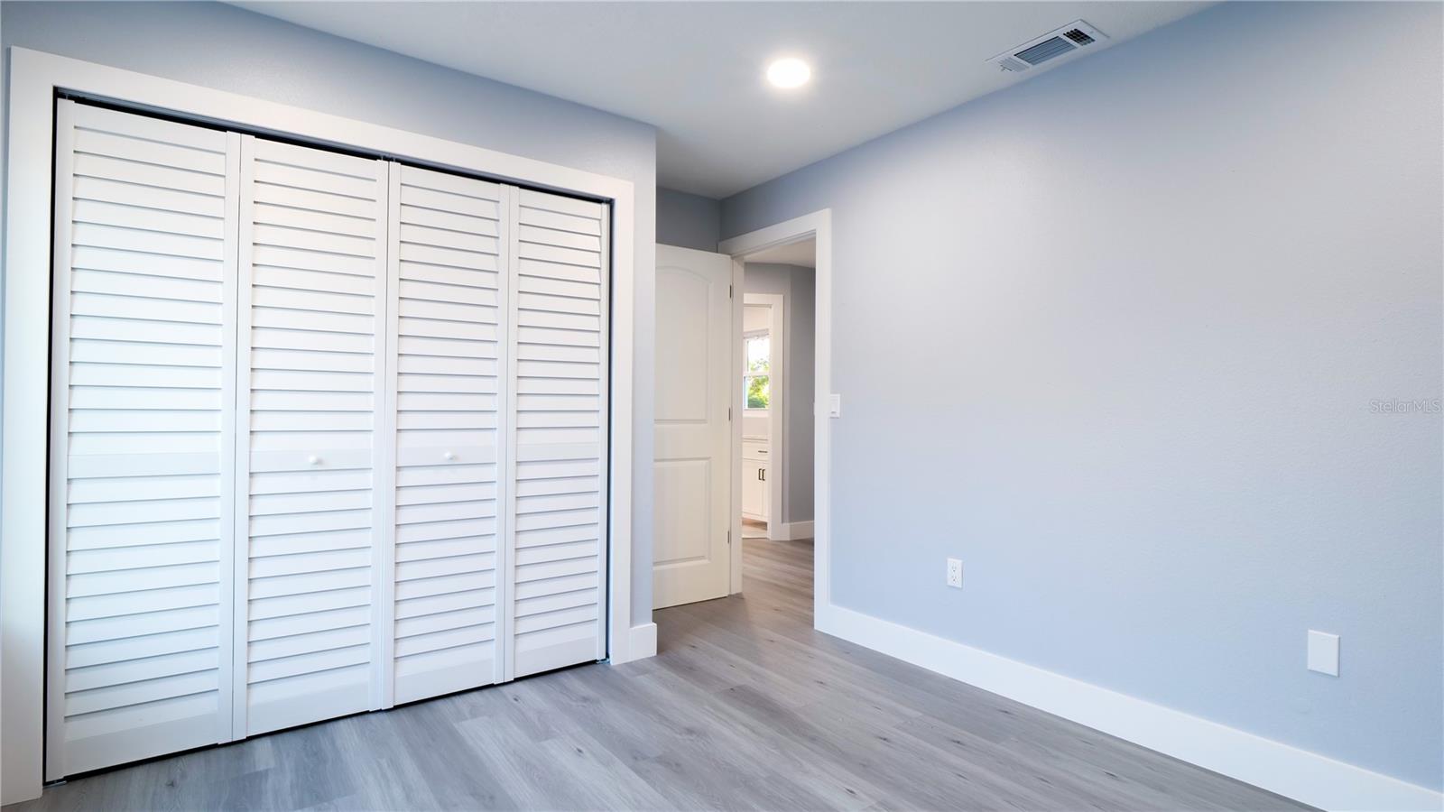 PINE MEADOW - Residential