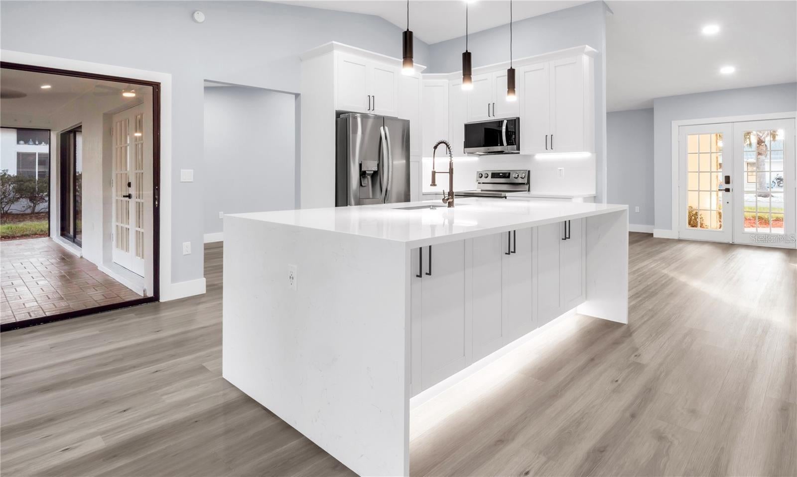 1007 NW 82ND STREET
