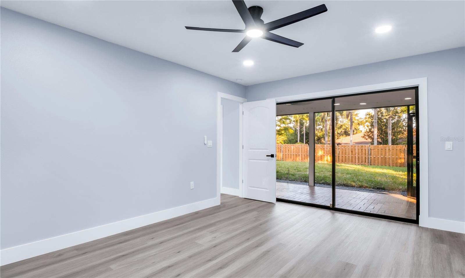 PINE MEADOW - Residential