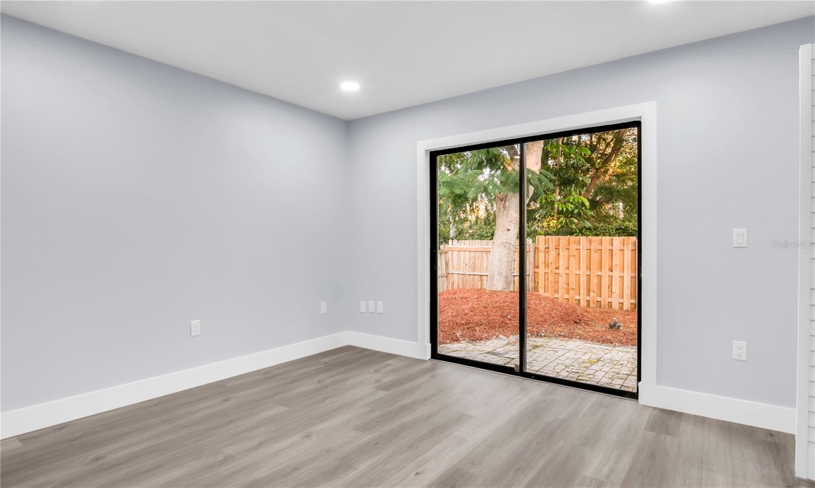 PINE MEADOW - Residential