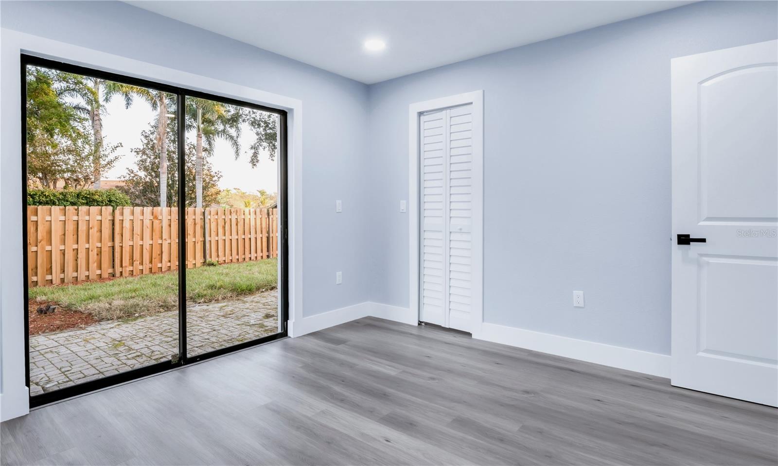 PINE MEADOW - Residential