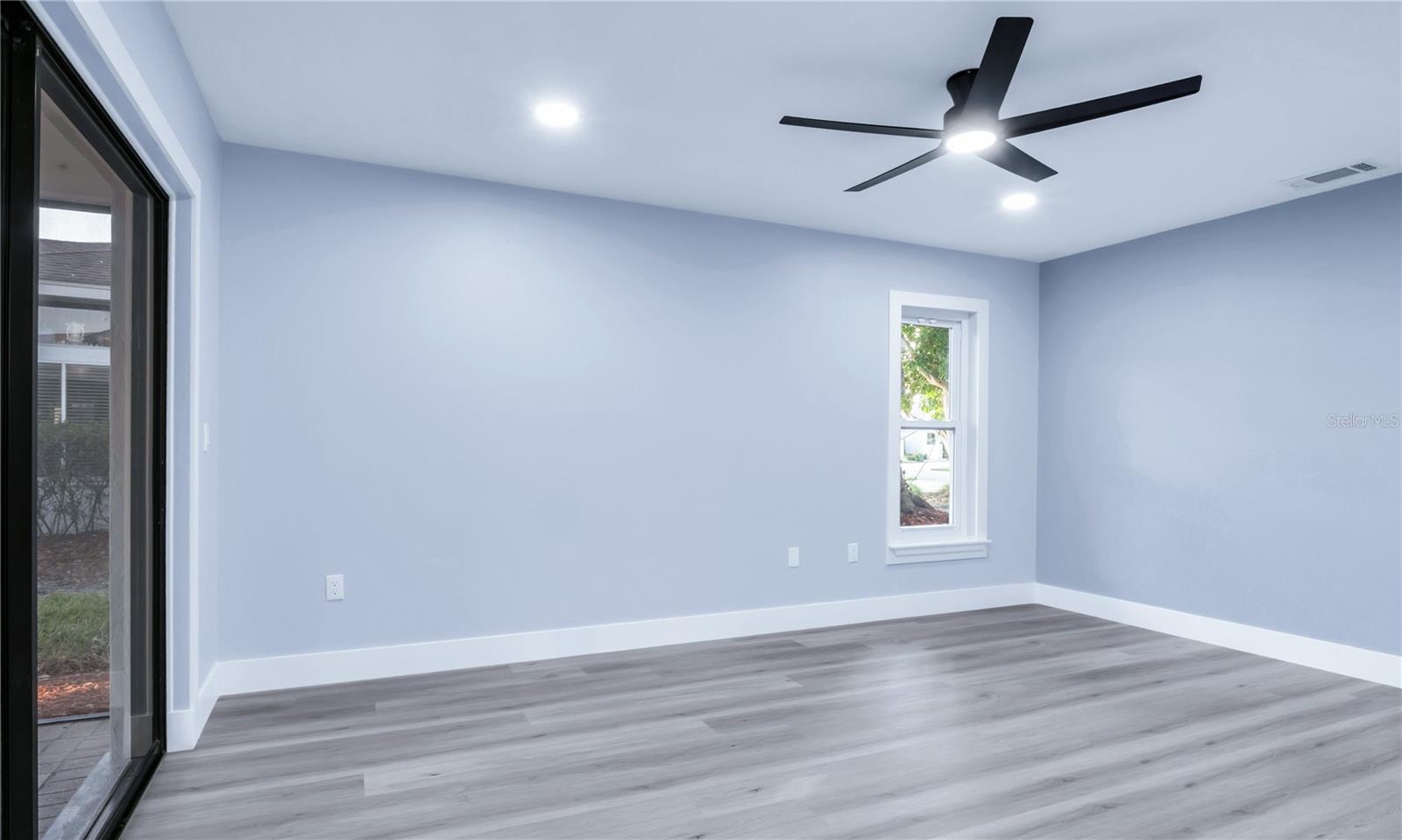 PINE MEADOW - Residential