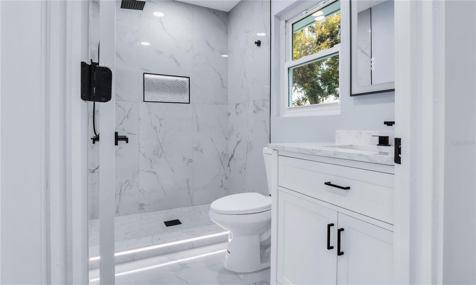 PINE MEADOW - Residential