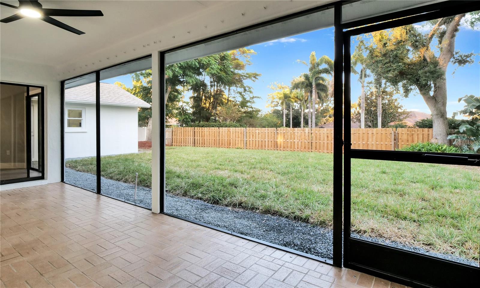 PINE MEADOW - Residential