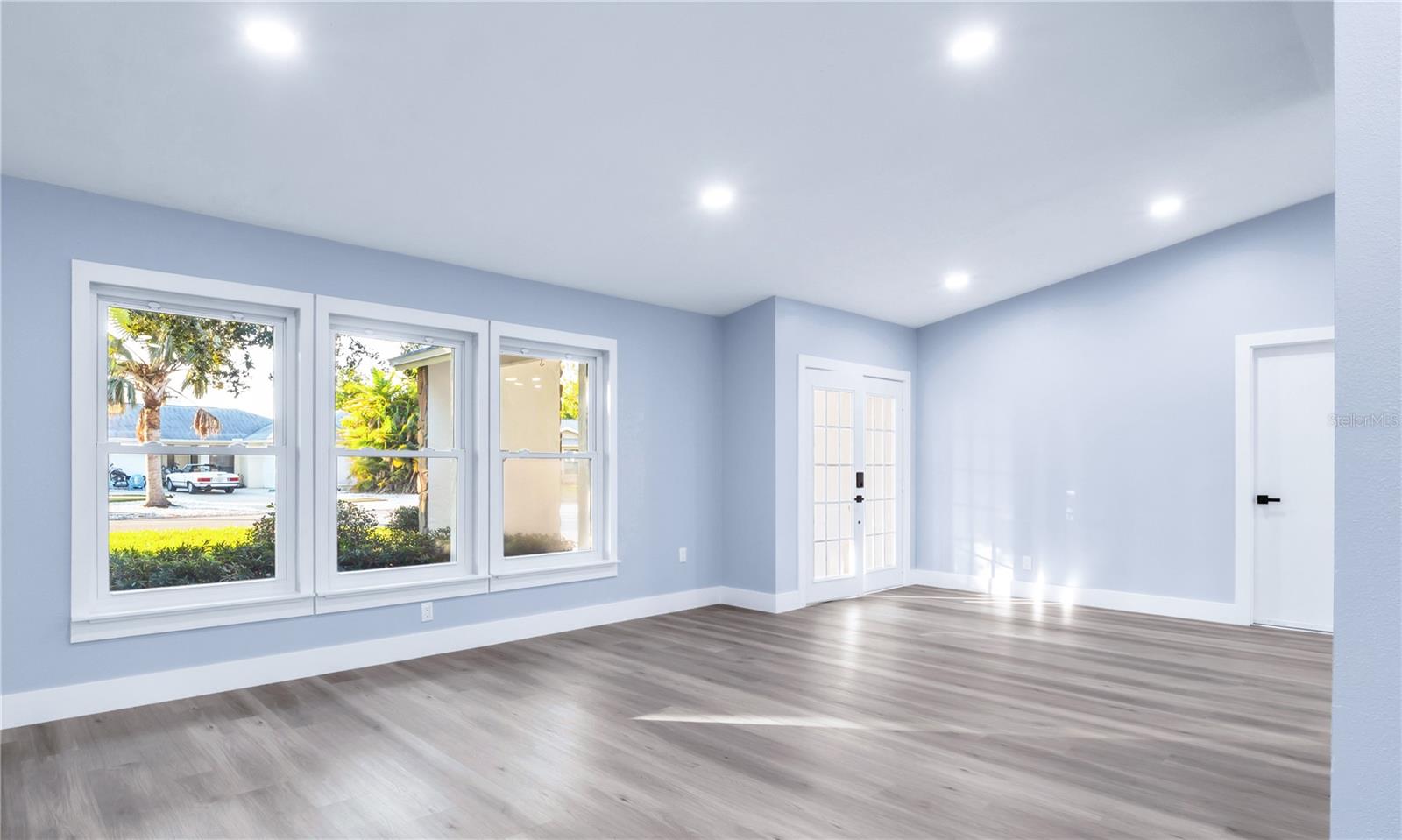 PINE MEADOW - Residential