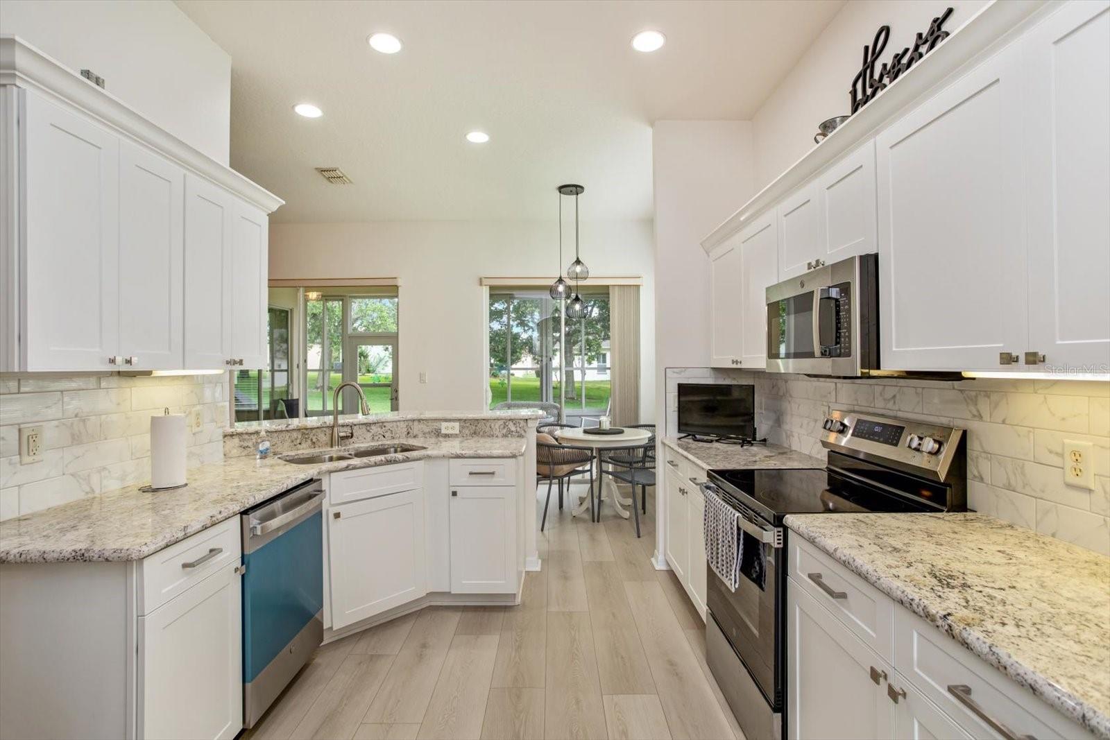 PLANTATION AT LEESBURG GLENDALE VILLAGE - Residential