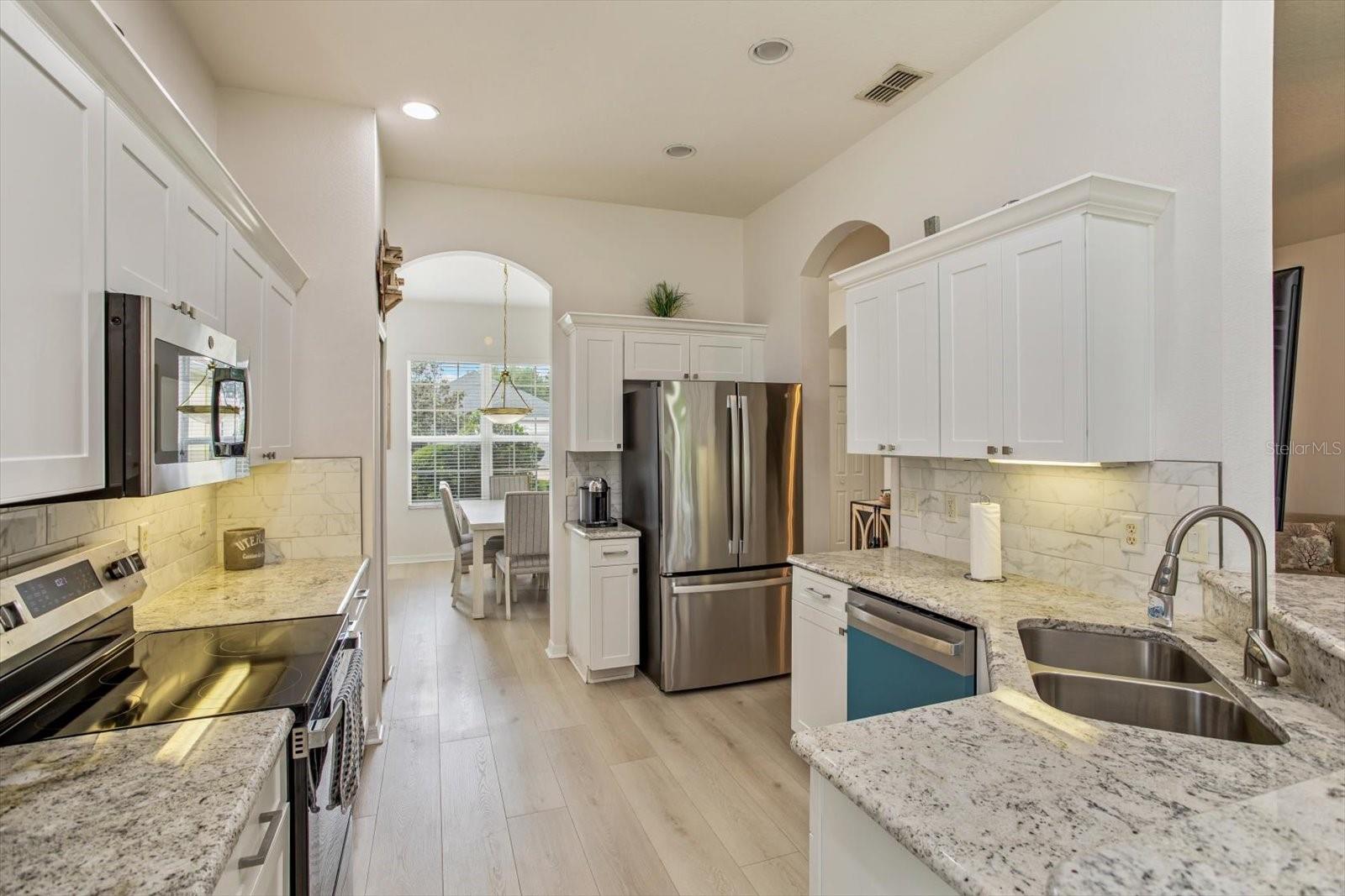 PLANTATION AT LEESBURG GLENDALE VILLAGE - Residential