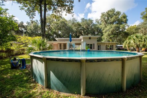 A home in KEYSTONE HEIGHTS