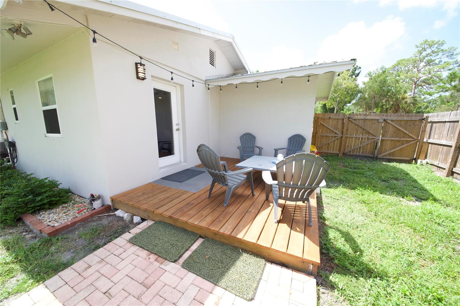 HARBOR OAKS - Residential