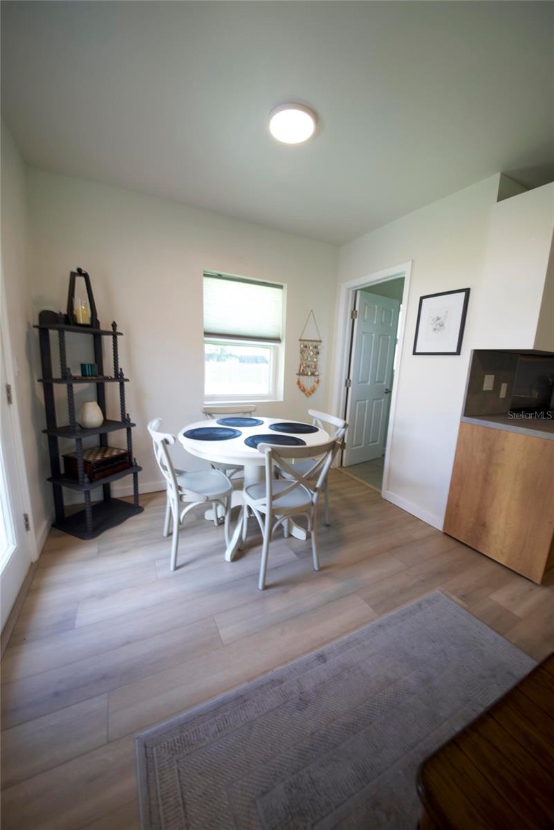 2117 PALM TERRACE