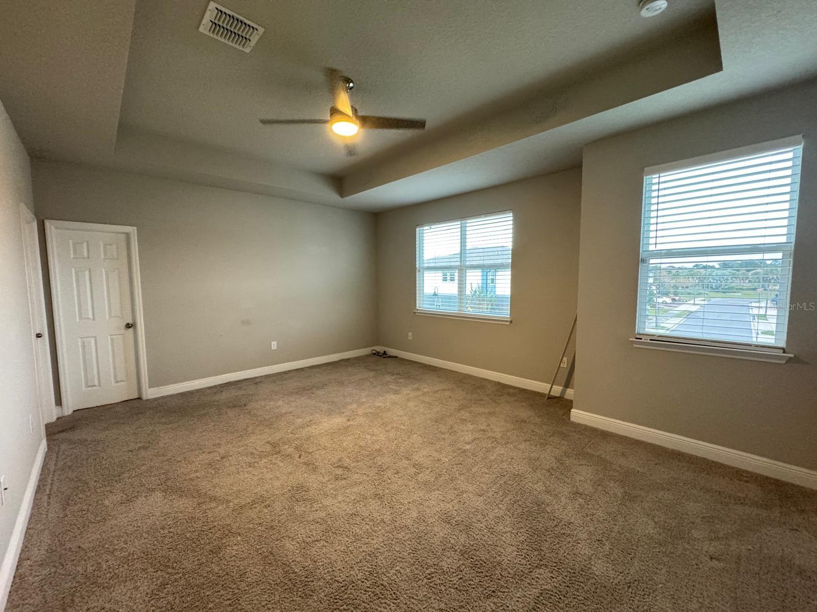 ENCLAVE AT HAWKS CREST - Residential Lease