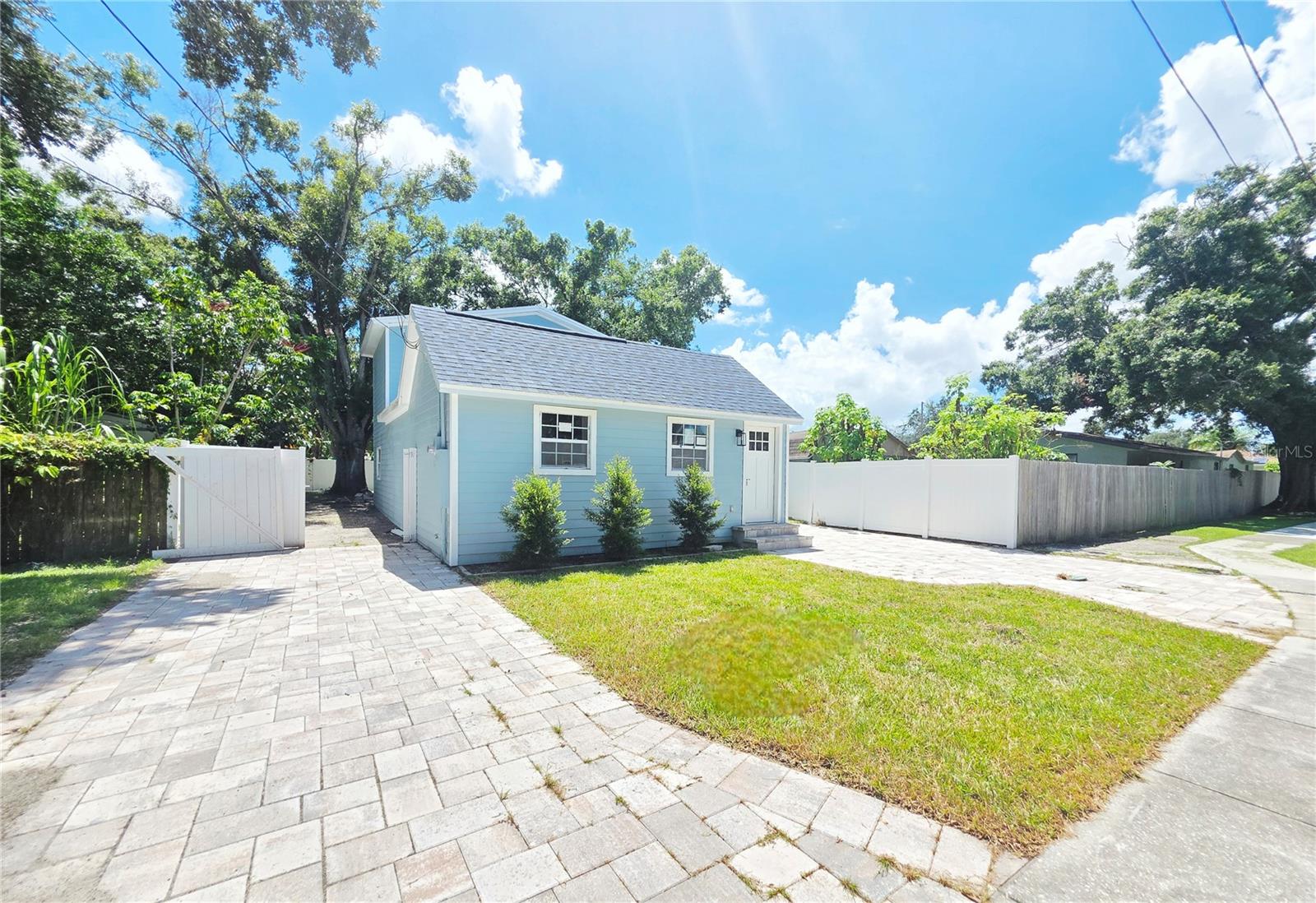 PINELLAS PARK - Residential