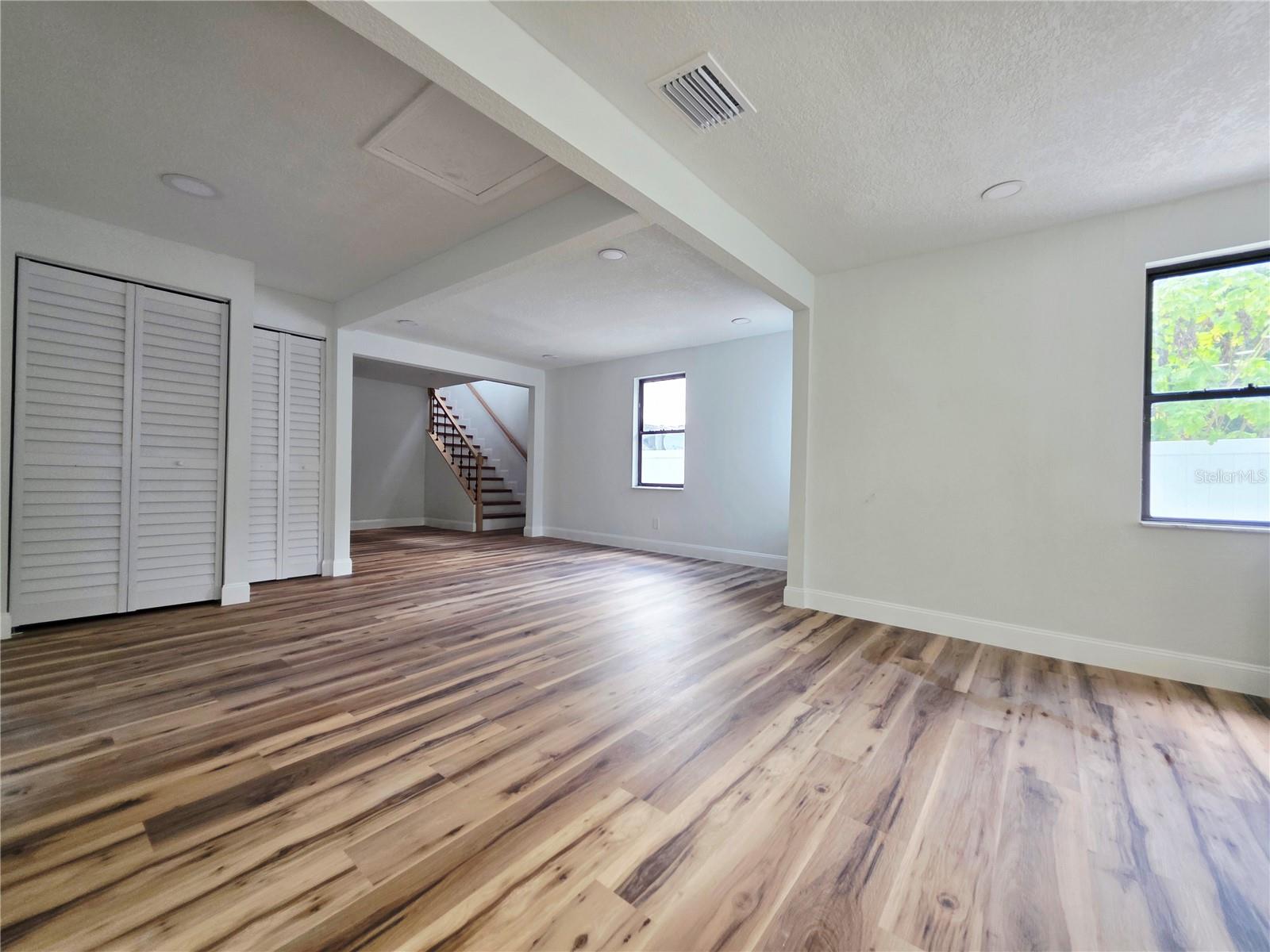 PINELLAS PARK - Residential