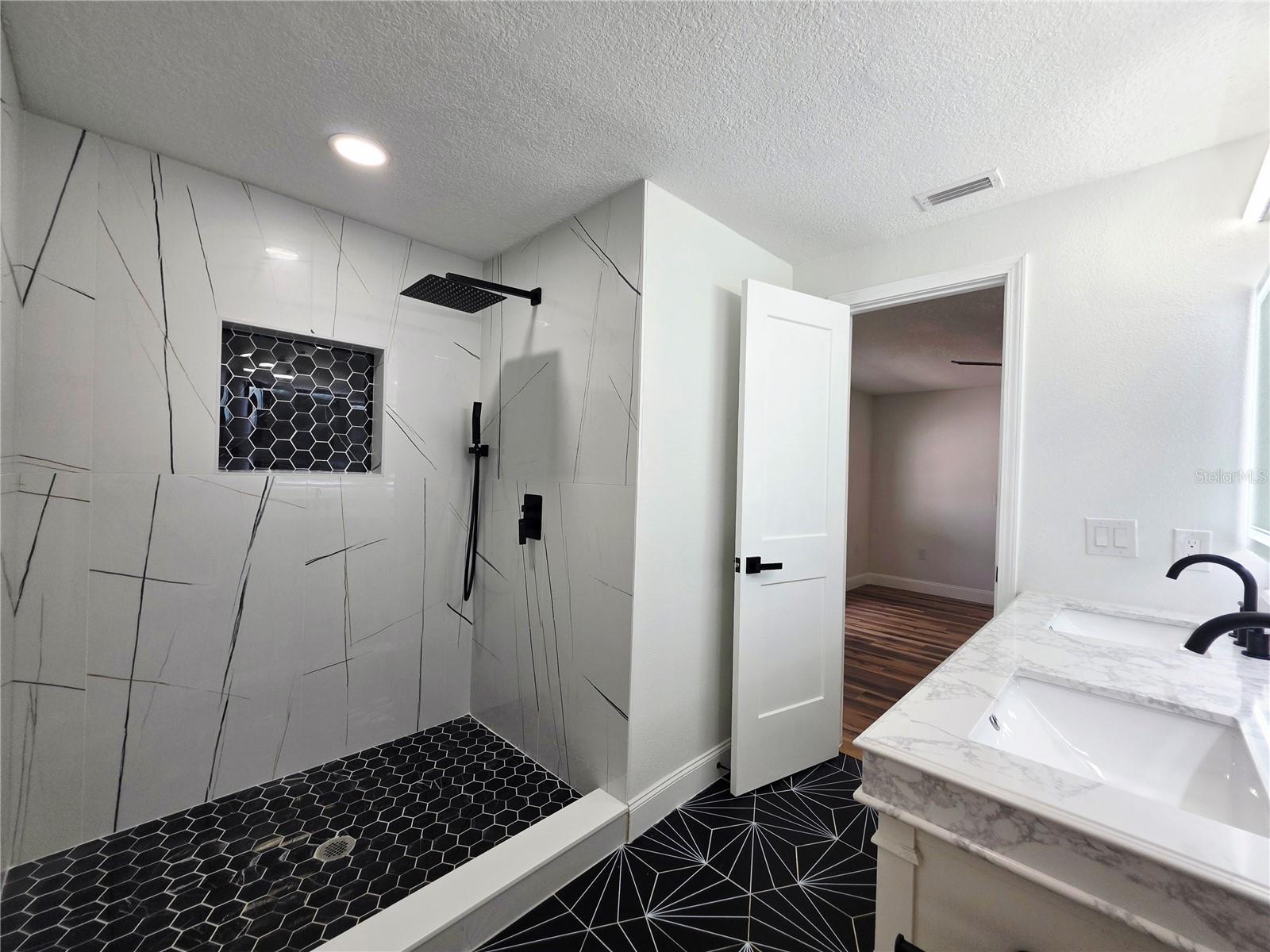 PINELLAS PARK - Residential