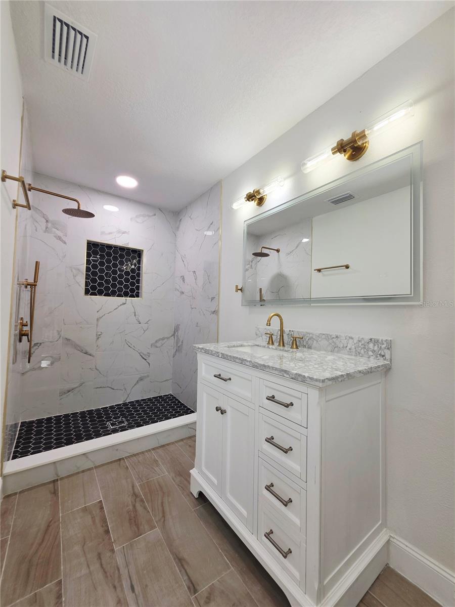 PINELLAS PARK - Residential