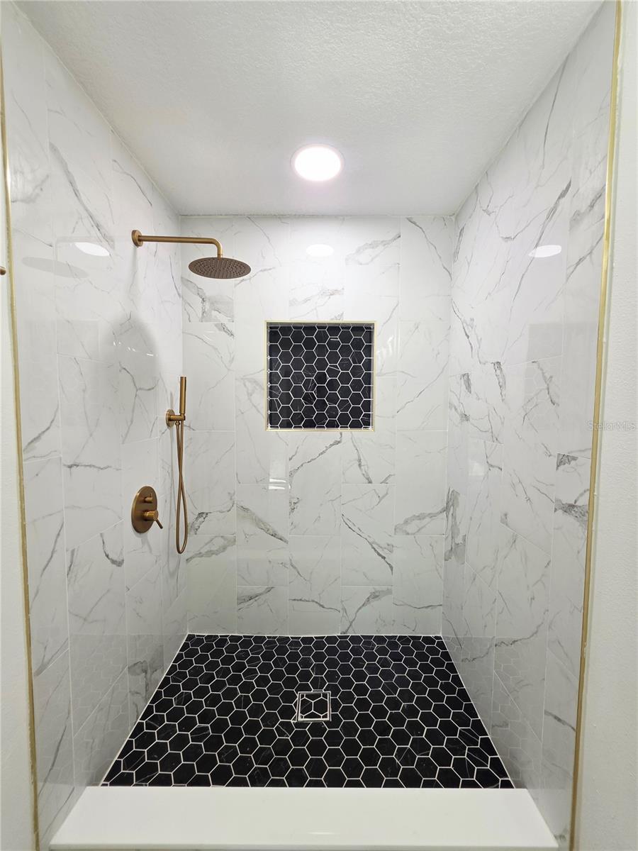 PINELLAS PARK - Residential