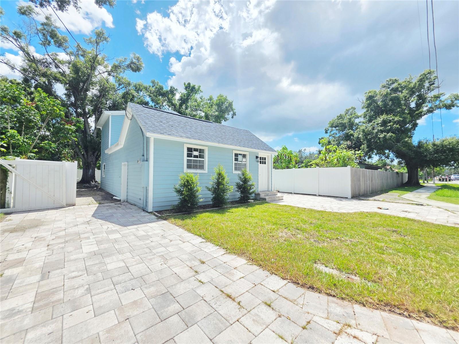 PINELLAS PARK - Residential