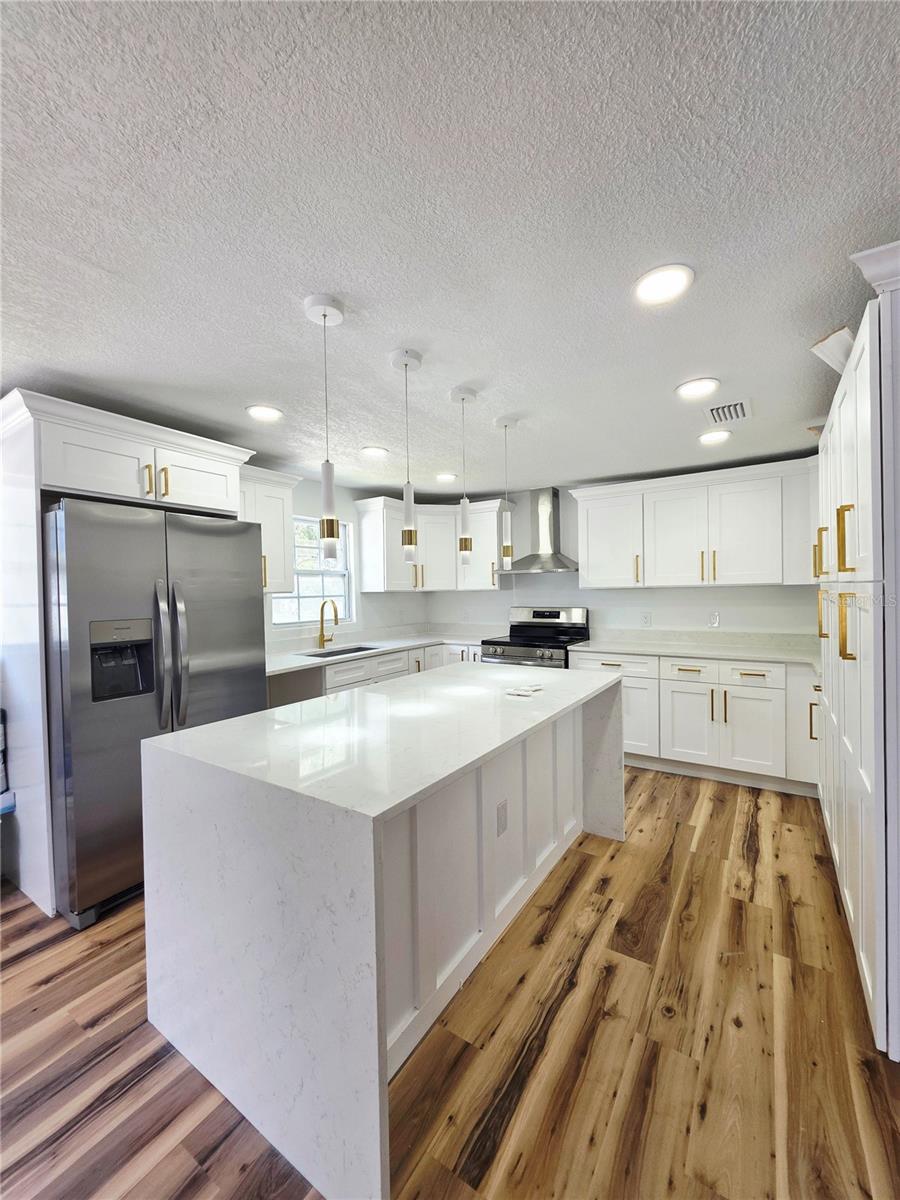 PINELLAS PARK - Residential