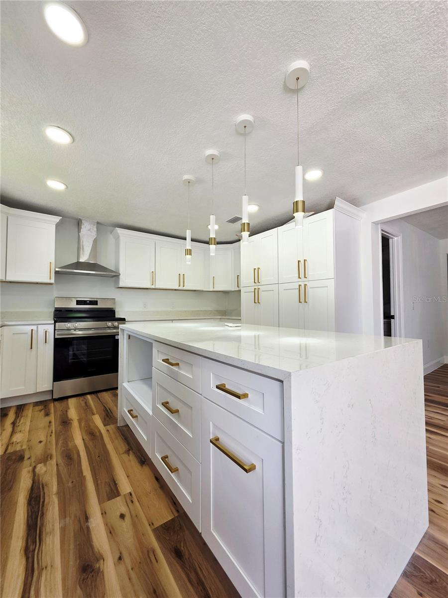 PINELLAS PARK - Residential