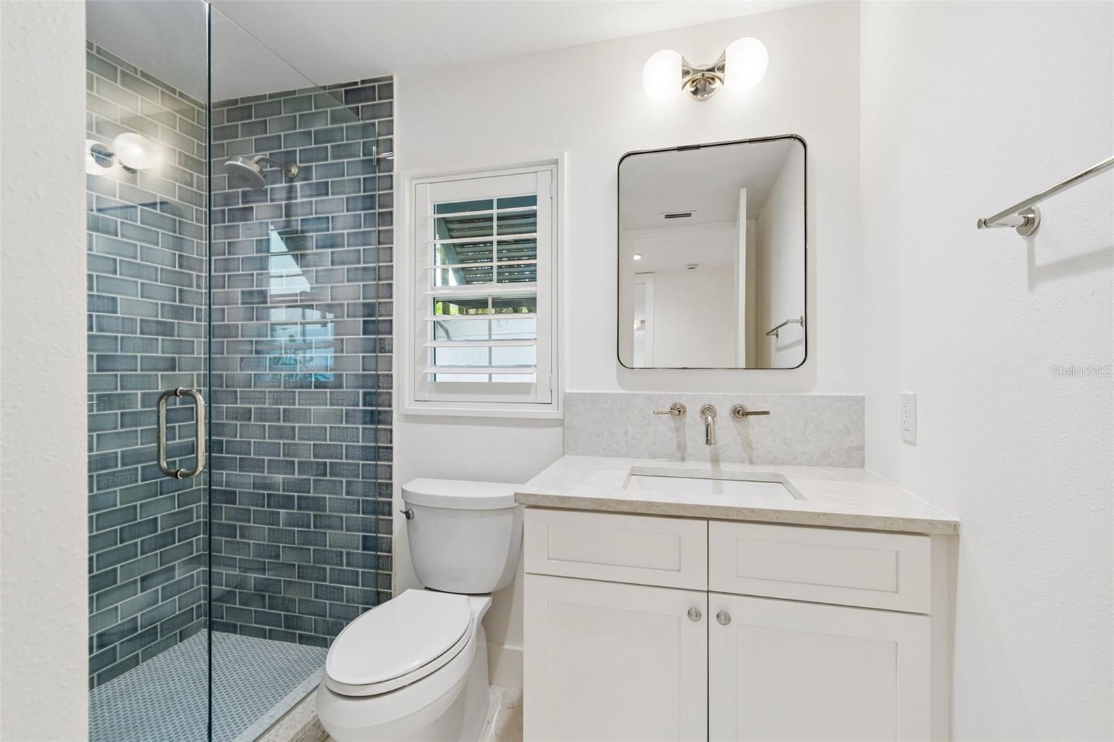 SHORE ACRES EDGEWATER SEC - Residential