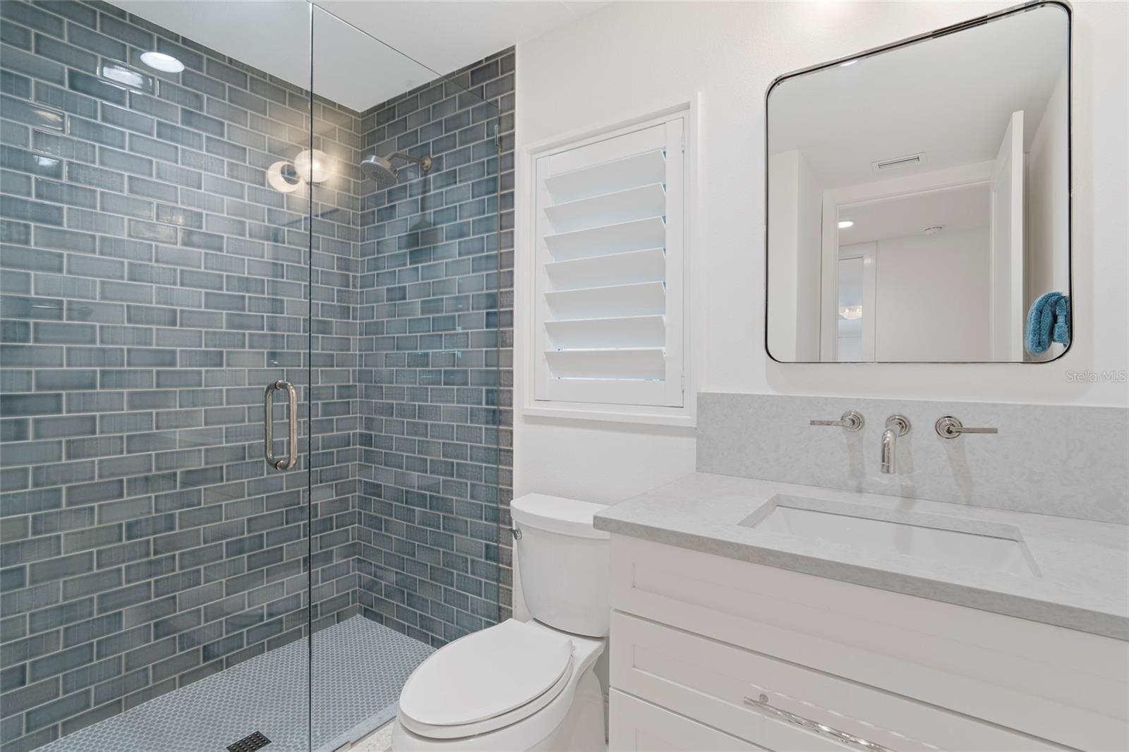 SHORE ACRES EDGEWATER SEC - Residential