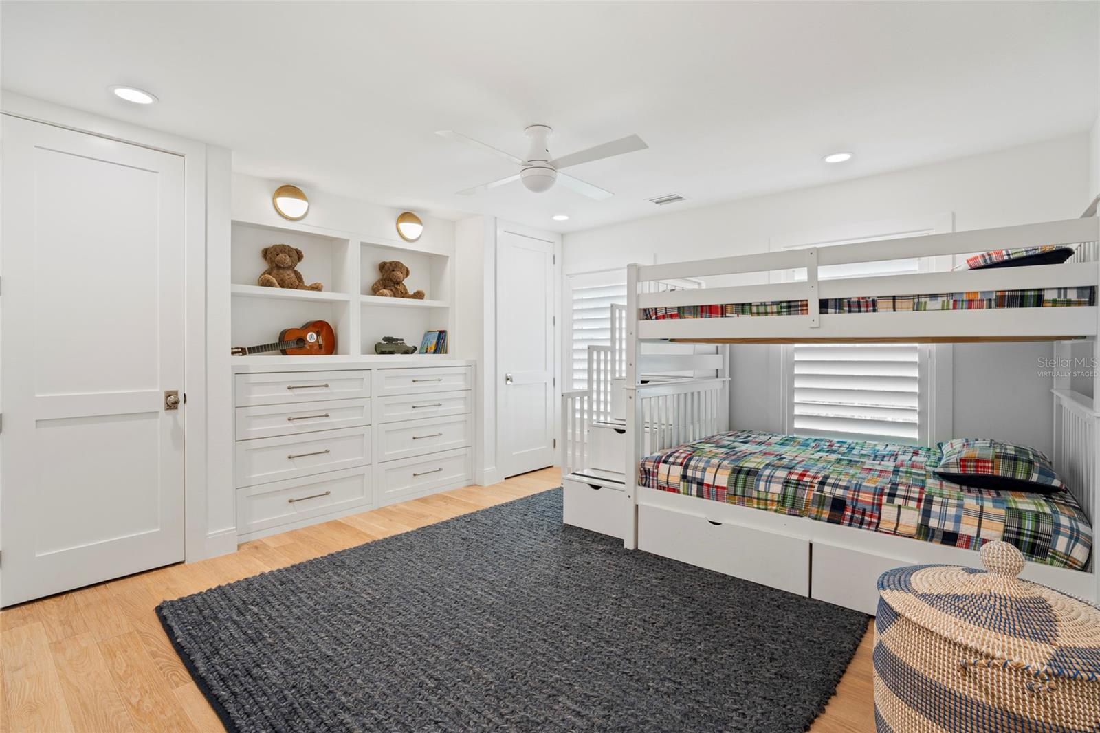 SHORE ACRES EDGEWATER SEC - Residential