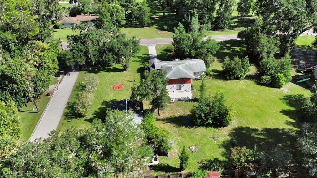 Photo of 601 Glenwood Road, Deland, FL 32720 (MLS # V4950997)