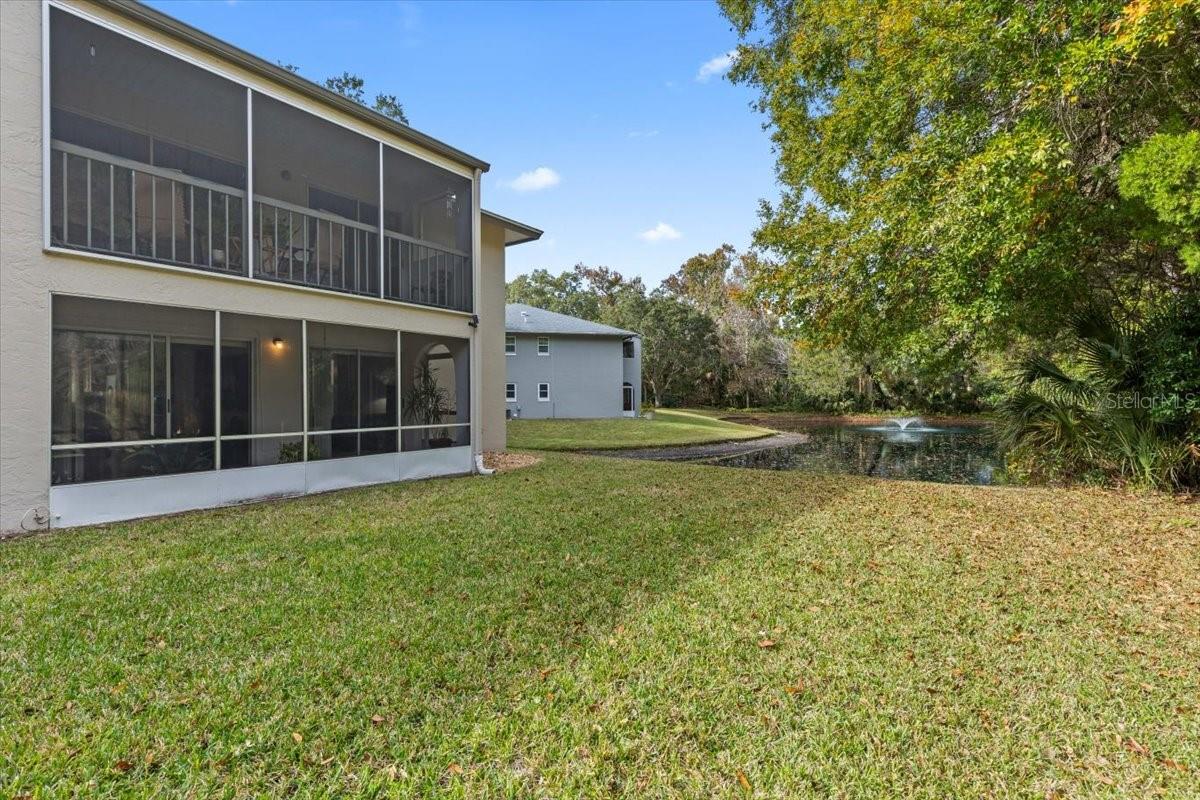 THOUSAND OAKS CONDO - Residential