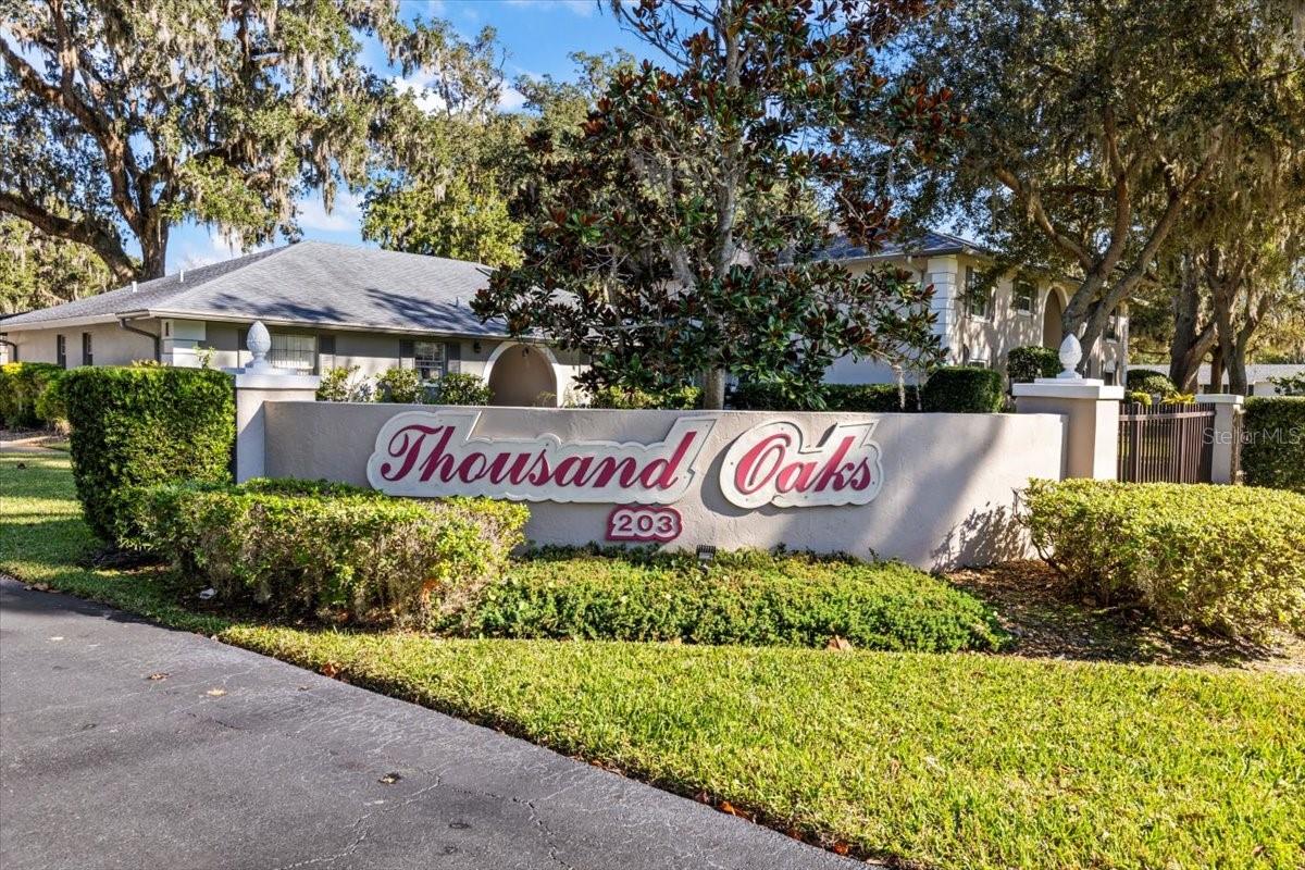 THOUSAND OAKS CONDO - Residential