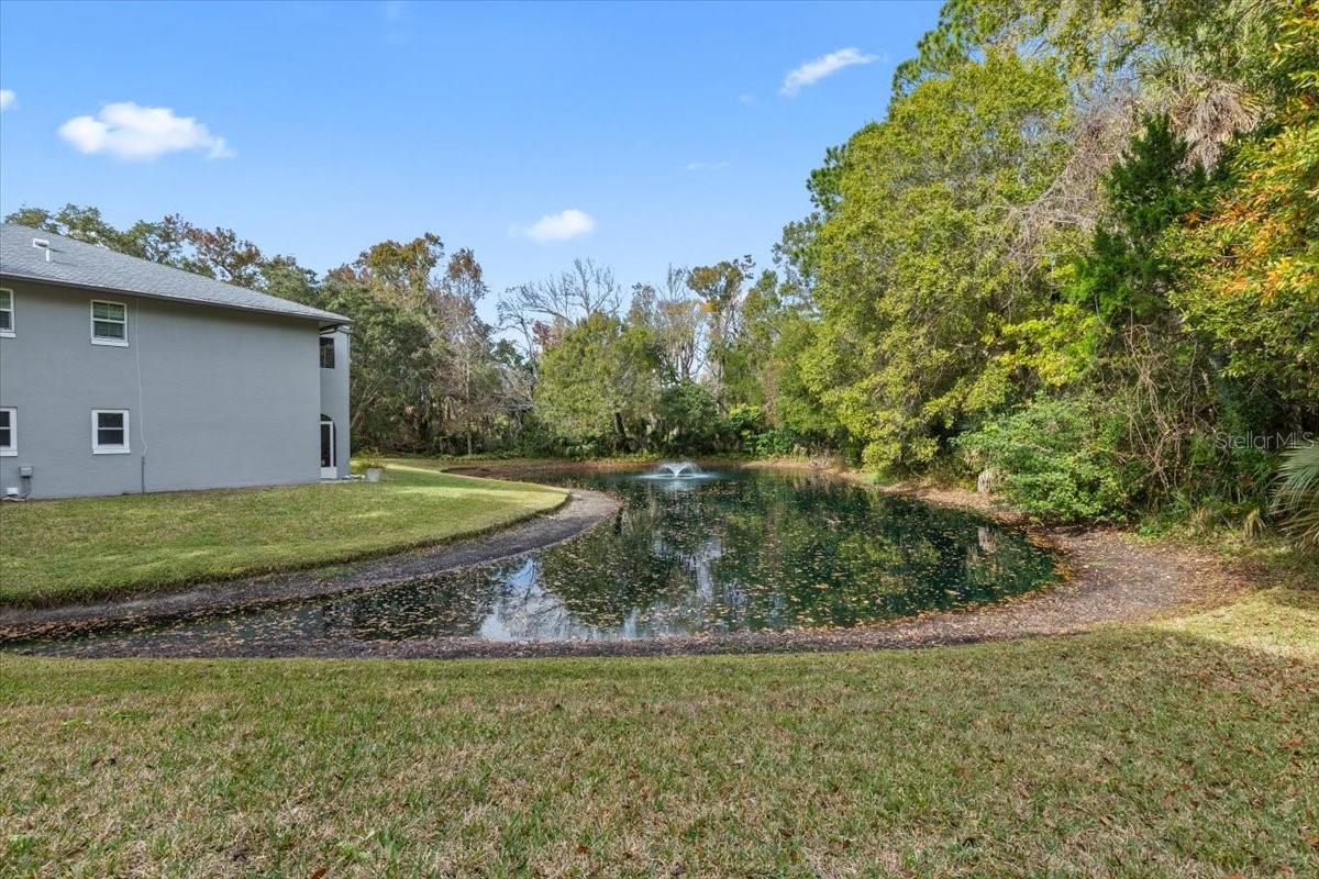 THOUSAND OAKS CONDO - Residential