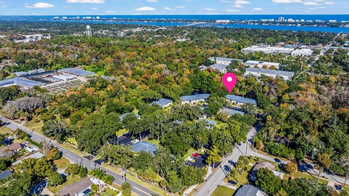 THOUSAND OAKS CONDO - Residential