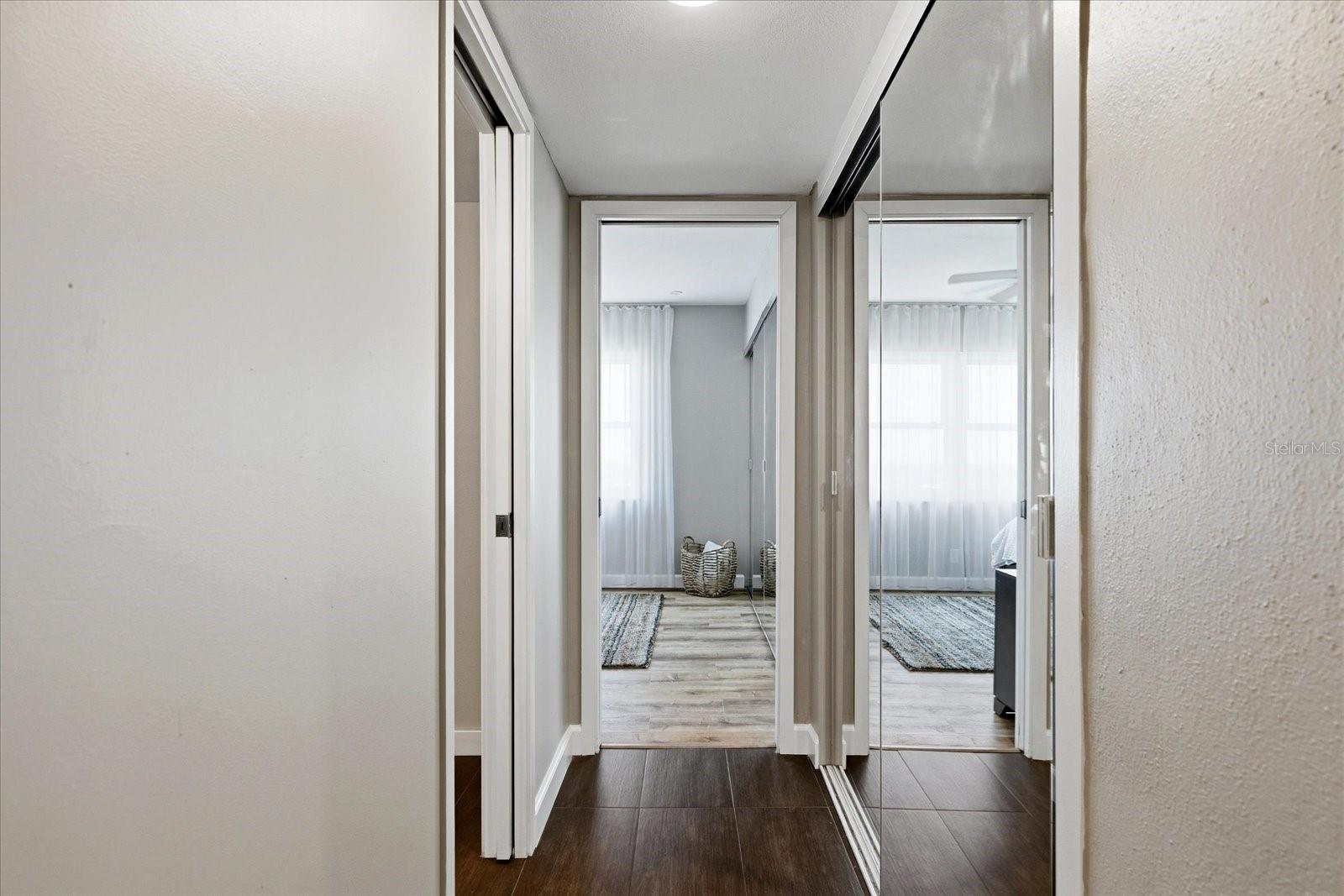 SKY HARBOUR CONDO APTS - Residential