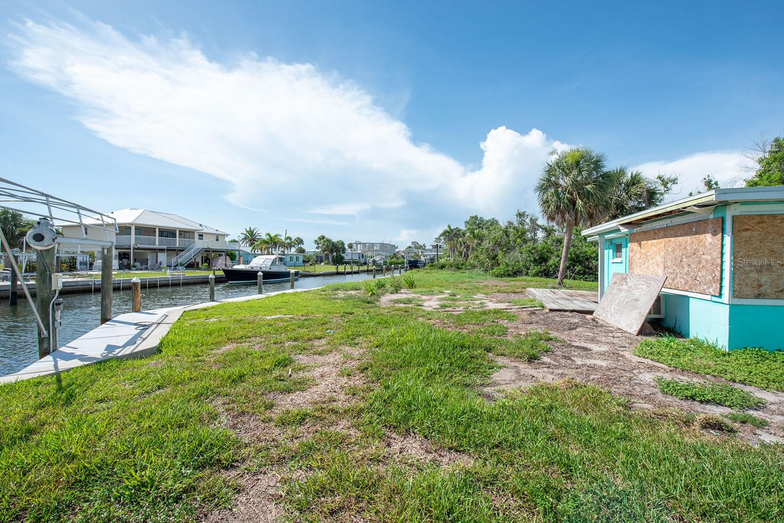PALM POINT - Land