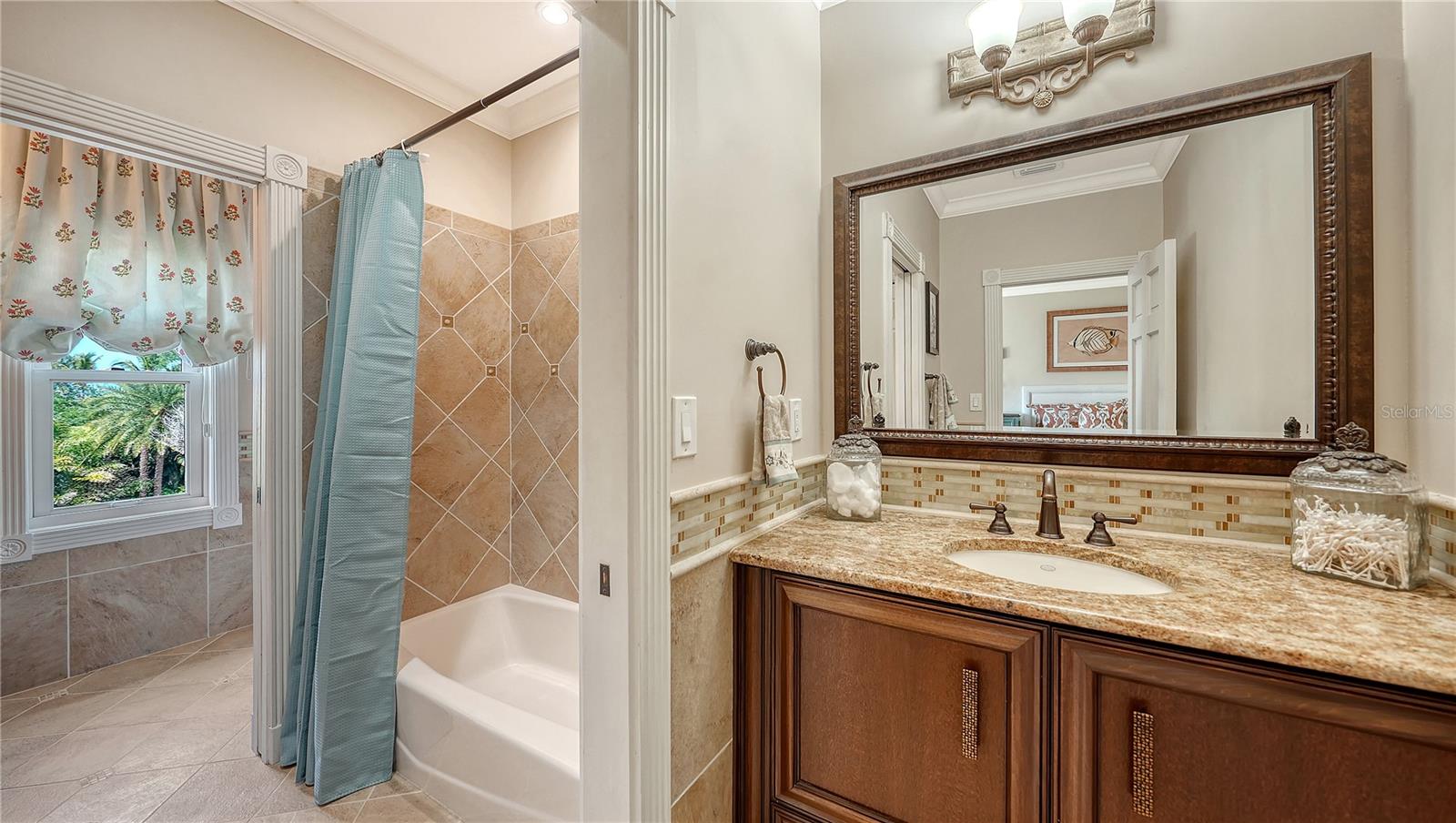 HARBOR ACRES - Residential