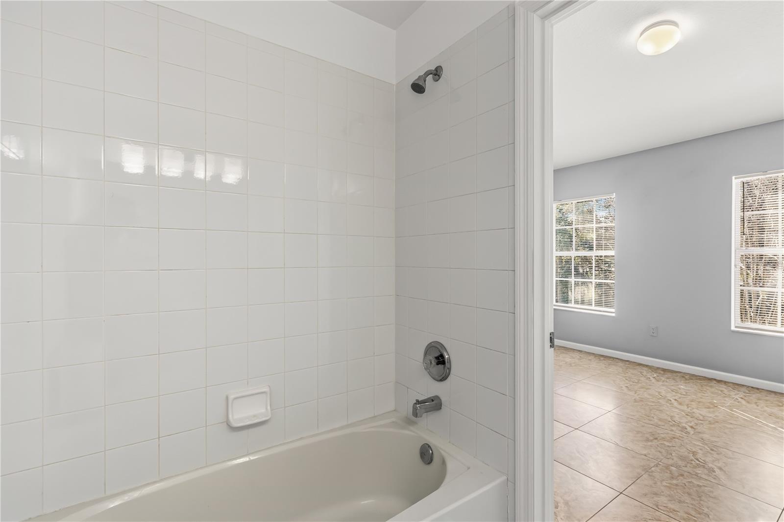 REGENCY OAKS UNIT ONE - Residential